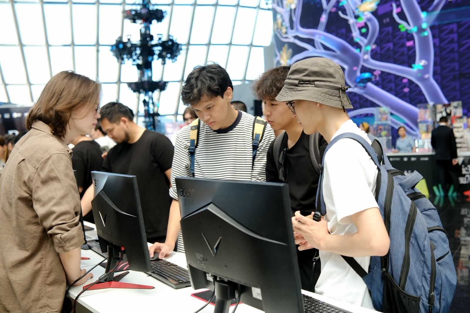 Game zone: demos and talks with the developers