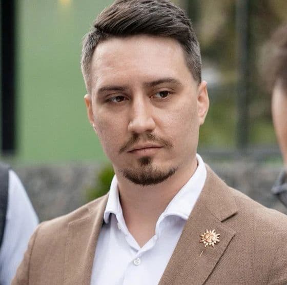 Алексей Назаров